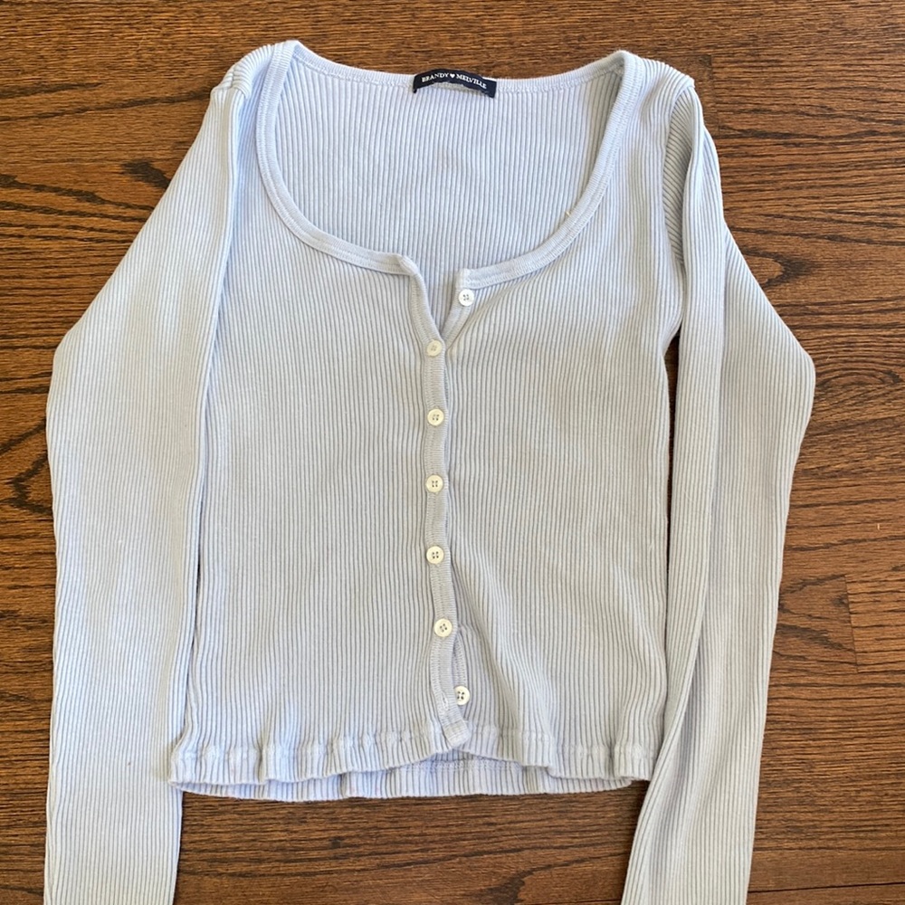 Brandy Melville shirt